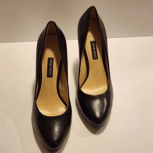 Nine West Womens Leather Pumps Size 7.5 LIKE NEW